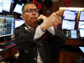 早盘：美股小幅下滑 纳指下跌0.6%